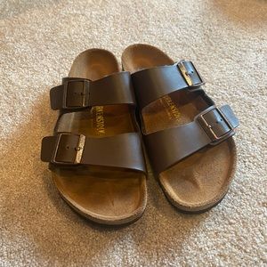 Birkenstock’s Brown Straps